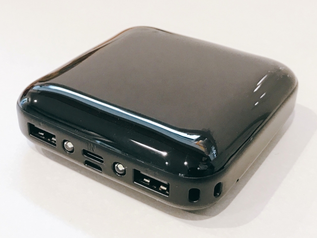 モバイルバッテリー